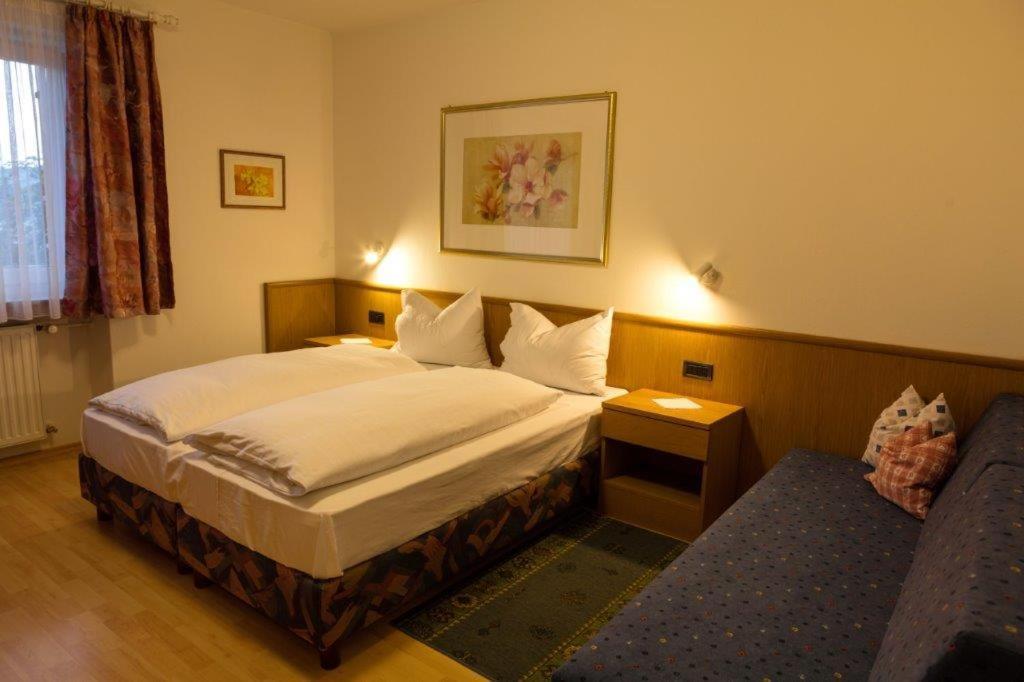 Apartment Haus Aron Brunico